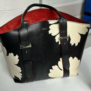 Good condition Alexander Mqueen handbag